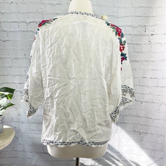 NEW Johnny Was Embroidered Floral Blouse Women's Size S Rayon Boho Peasant Top - Picture 9 of 10